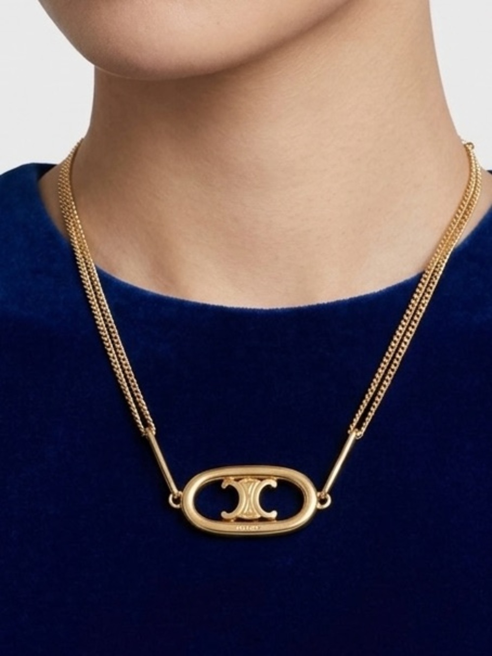 🆕 CELINE Gold Pendant Necklace - Picture 3 of 8